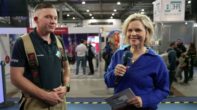 Talk live von der Feuerwehrmesse in Dresden beim mdr